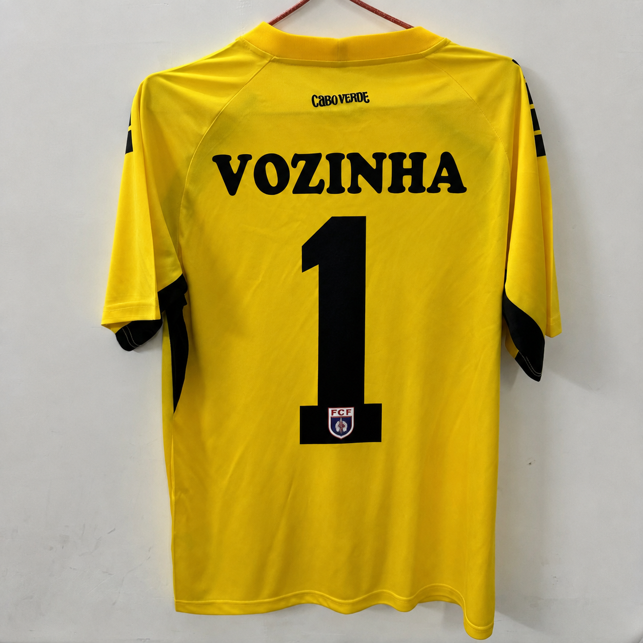 Jersey Playera Vozinha 1 Cabo Verde 2026 Edicion Especial Amarillo