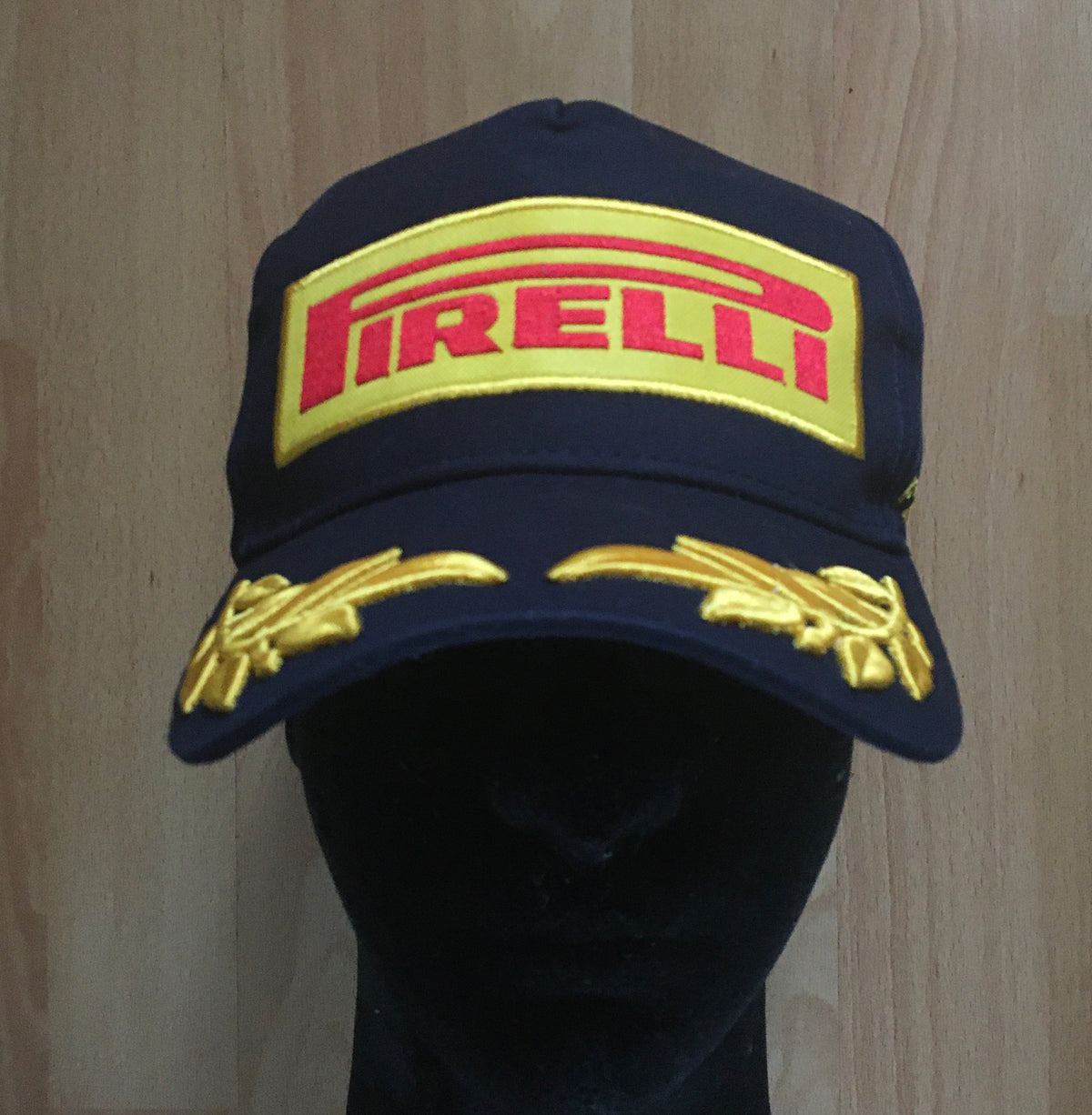 Gorra Pirelli Podium 1st Primer Lugar Racing