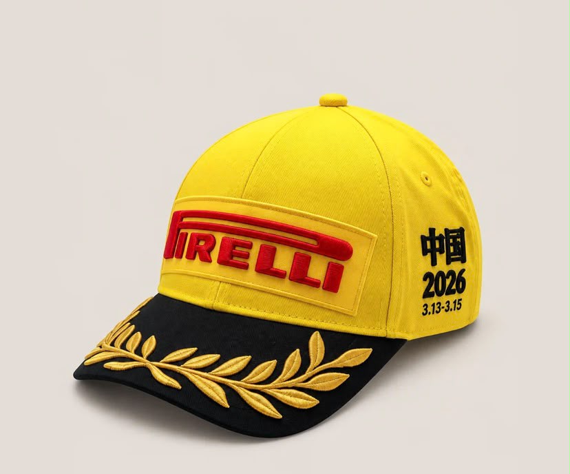 Gorra Pirelli Podium 1er Lugar F1 Gran Premio China 2026